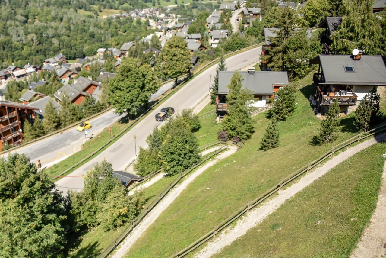 Charmant Studio A Meribel Avec Cheminee Apartment Exterior photo