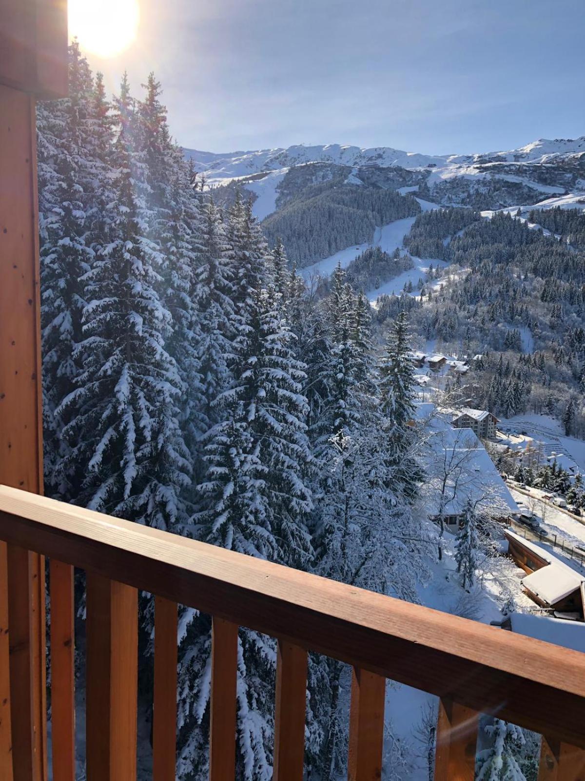 Charmant Studio A Meribel Avec Cheminee Apartment Exterior photo