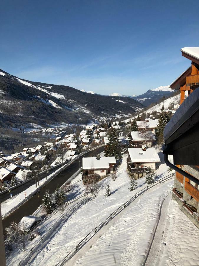 Charmant Studio A Meribel Avec Cheminee Apartment Exterior photo